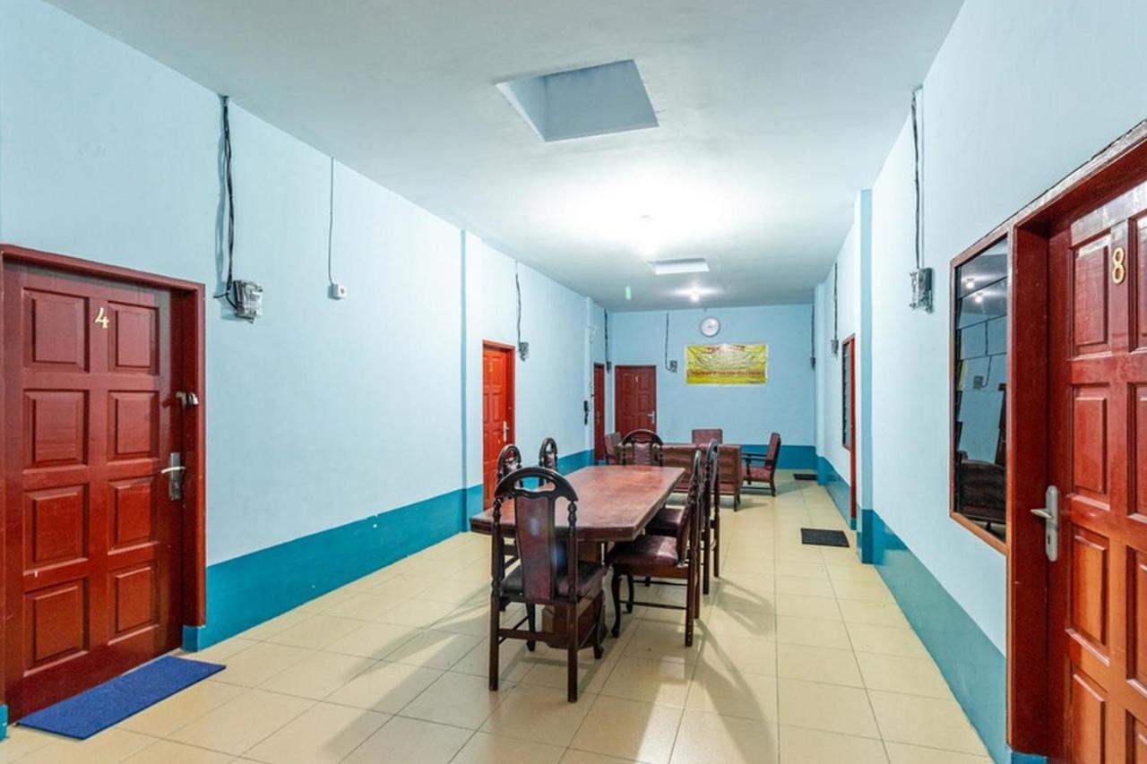 Reddoorz Syariah @ Jalan Setiabudi Medan 3 Buitenkant foto