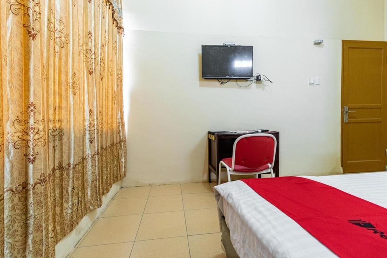 Reddoorz Syariah @ Jalan Setiabudi Medan 3 Buitenkant foto