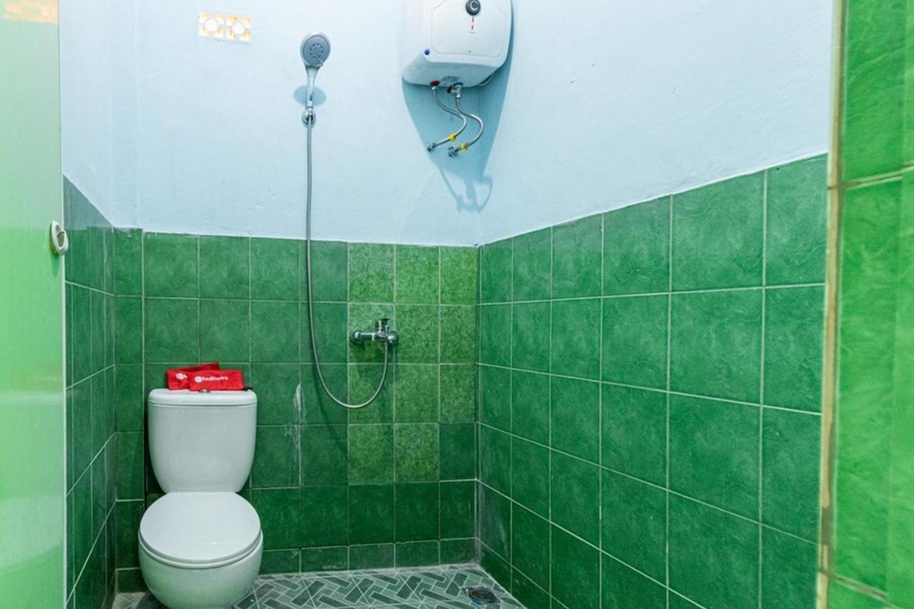 Reddoorz Syariah @ Jalan Setiabudi Medan 3 Buitenkant foto